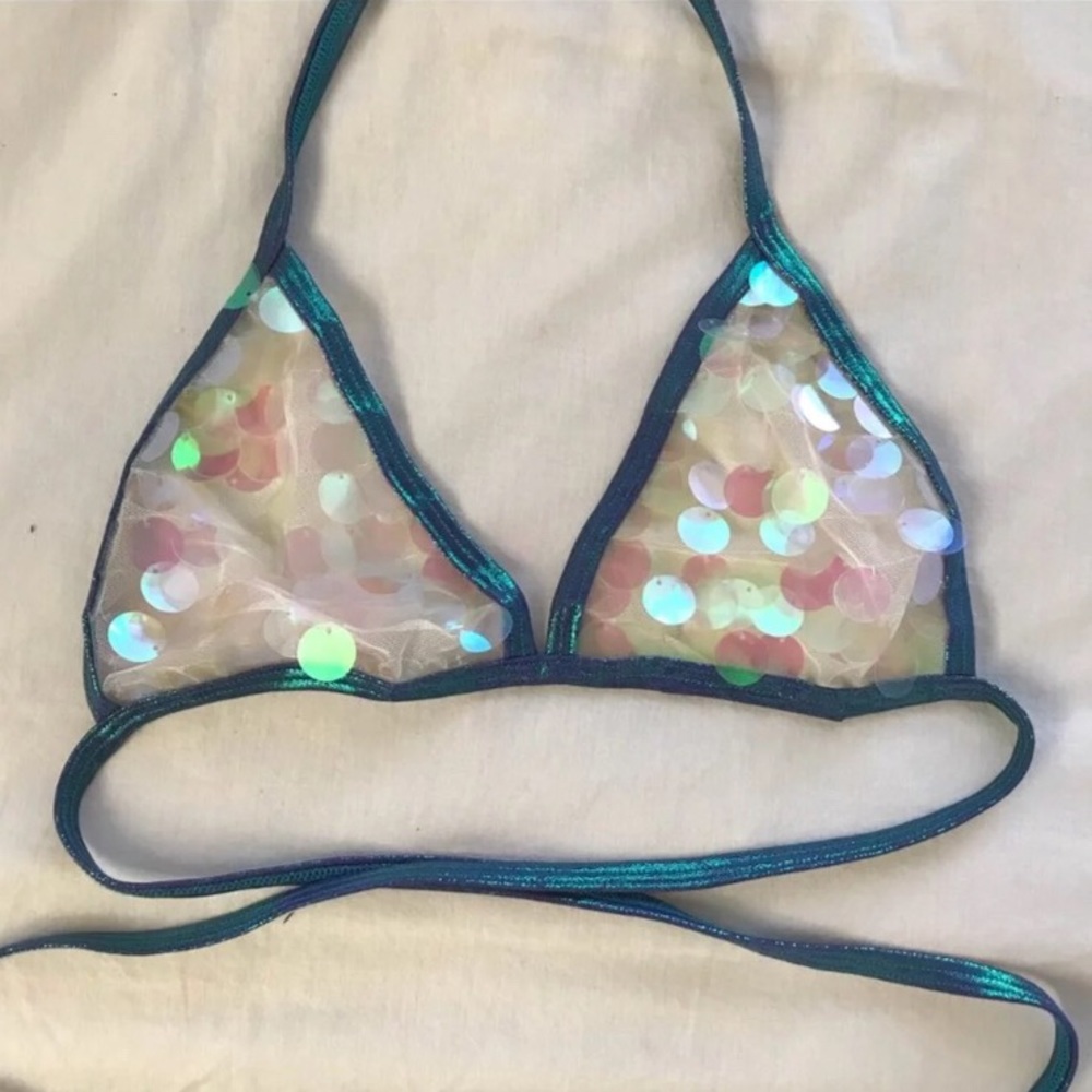 Mi gente sequin bralette